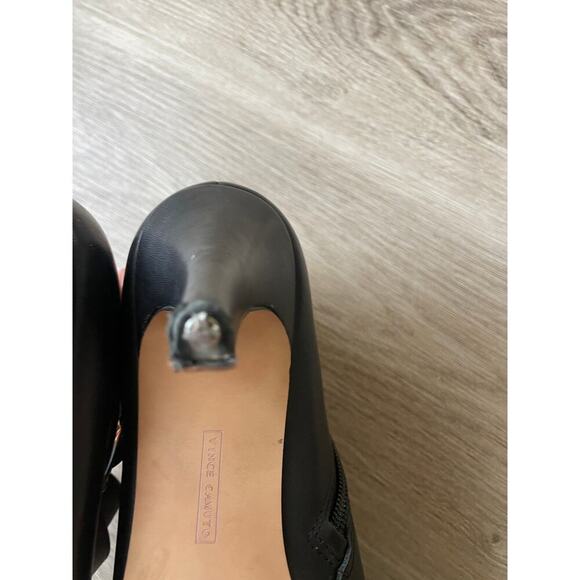 Vince Camuto Black Leather, Heel Booties, Side zip, Women's size 8.5 - Picture 6 of 9